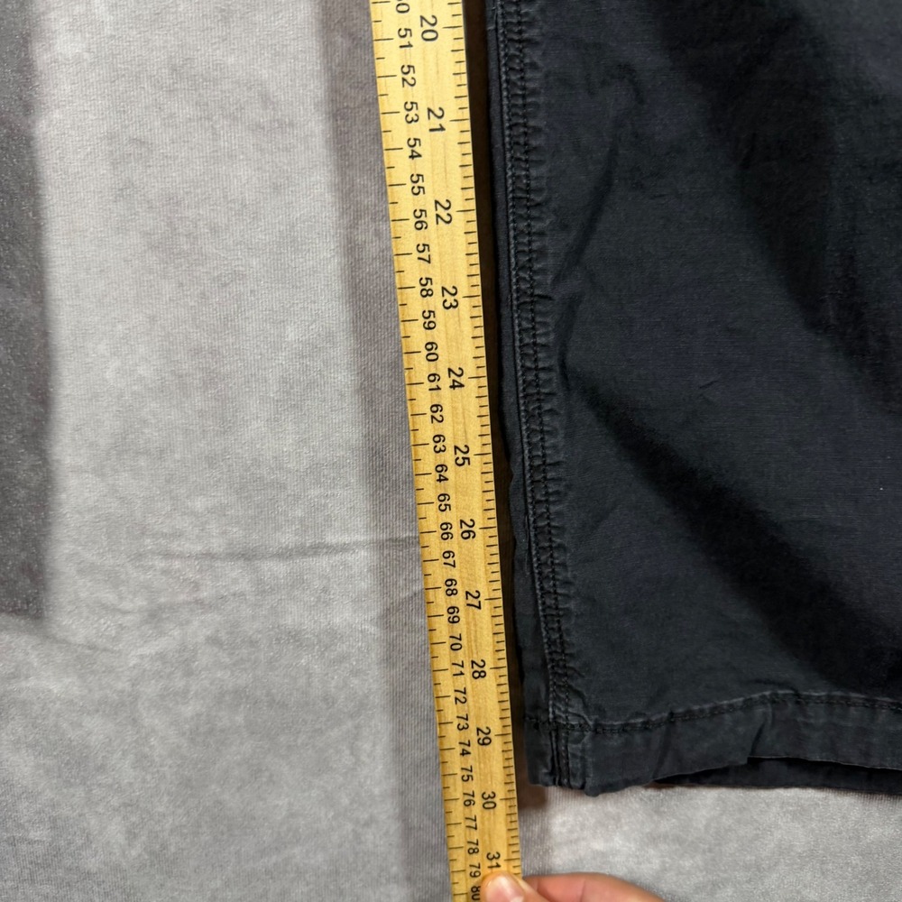 American Eagle Womens Black Cargo Pants Utility Straight Leg Size 8 Y2K Grunge - Picture 8 of 9